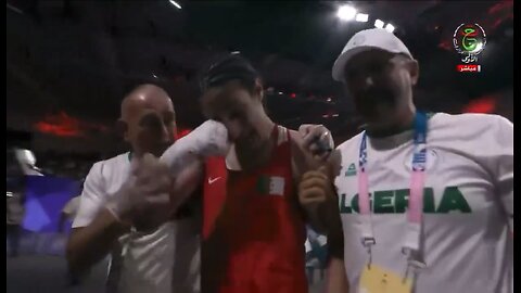 Algerian Boxer Imane Khelif’s Emotional Victory Amid Controversy