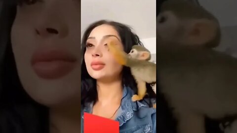 😂😂full fun comedy video caught on camera😜 comedy video 😜😂😂 masti masala😂😂 whatsapp video #shorts(4)