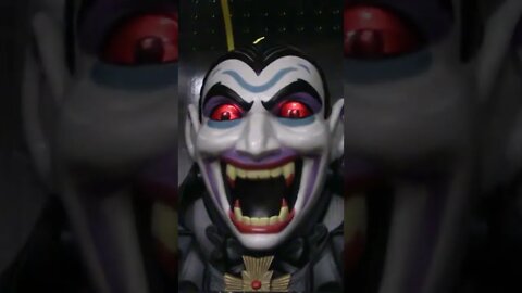 Even More Spirit Halloween Animatronics #Shorts 💀