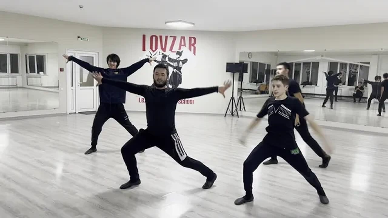 ЛЕЗГИНКА 2023 ПАРНИ МОЩНО ТАНЦУЮТ