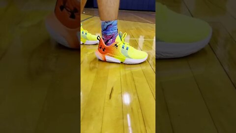 Under Armour FUTR X 2 - 30 SECOND SHOE REVIEW
