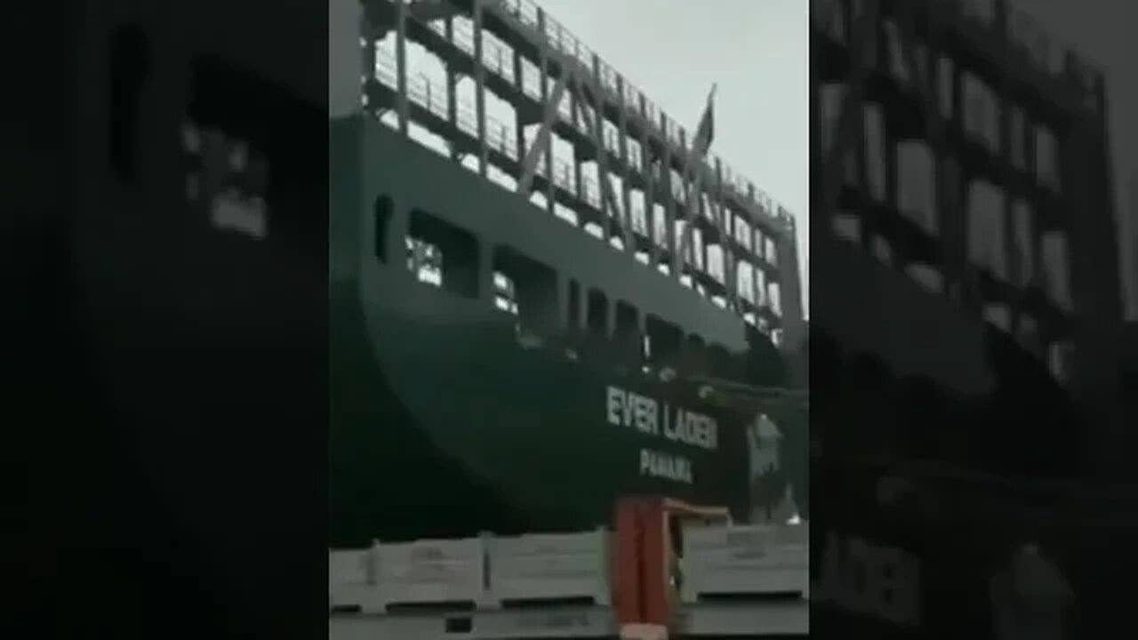 Ship Hits Another Ship At Her Berth. #trending #shorts #merchantnavy #merchantvessel #seashipping
