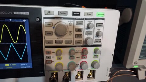 Tektronix TBS2000 Oscilloscope