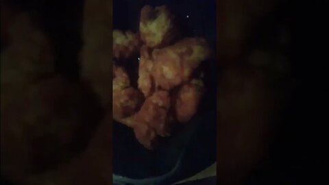 Wing street and Pizza🍕7am be bussin #shorts #short #wings #pizza #pizzalover #pizzahut #mukbang #yt