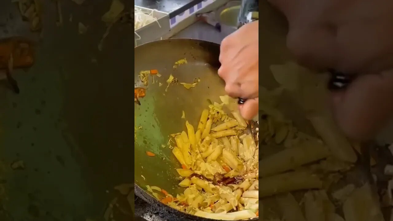 pasta देखो 😱#blogs #viral #streetfood #foodshorts #funny #youtubeshorts #youtubeshorts #shorts