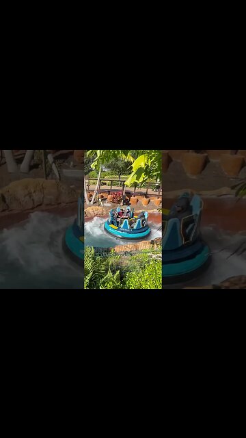 ⚠️CAUTION⚠️ Only ride if you are willing to be soaked head-to-toe 💦 #shorts