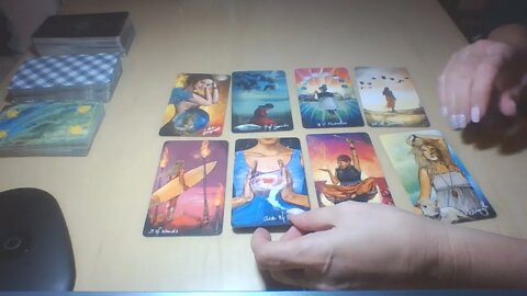 TAROT SAGETATOR - DEPASESTE-TI FRICA DE A IUBI