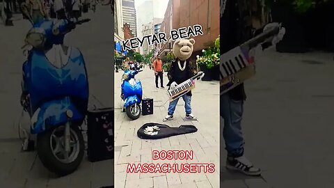 Keytar Bear Plays Down Town Boston in America #blackyoutube #short