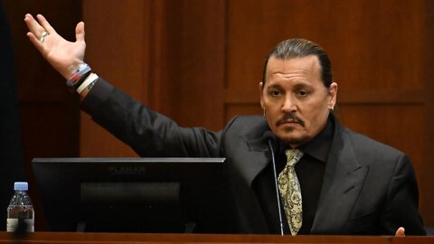 Johnny Depp being sassy to Amber's lawyers