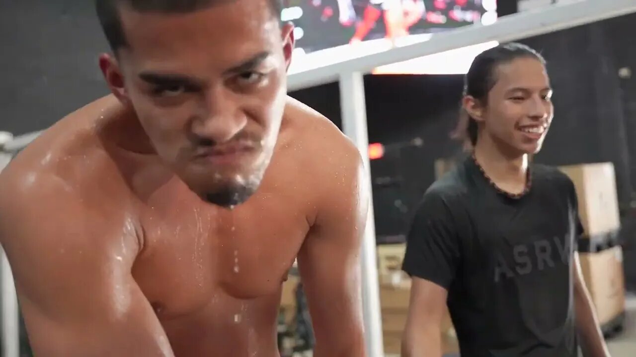 SNEAKO’s Daily 30 Minute Workout