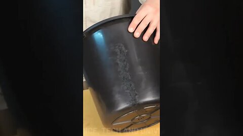 Efficient repairs using staples #satisfyingvideo #5minutecrafts #minecraft #satisfying #science
