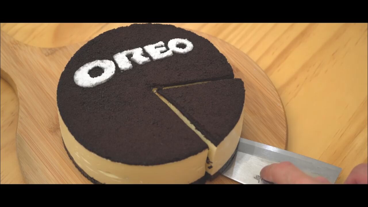 Bolo de Oreo Sem Assar - No Bake Oreo Cheesecake
