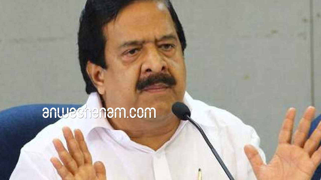 പുനഃപരിശോധനാ ഹര്‍ജി നല്‍കണമെന്ന് രമേശ് ചെന്നിത്തല