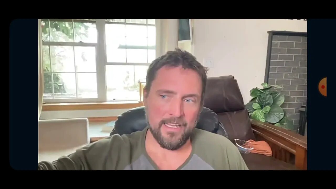 4-1756 Owen Benjamin gets embarrassed