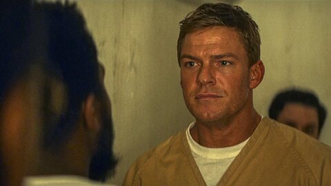 Reacher (TV series) | Prison Fight | Jack Reacher saves Paul Hubble