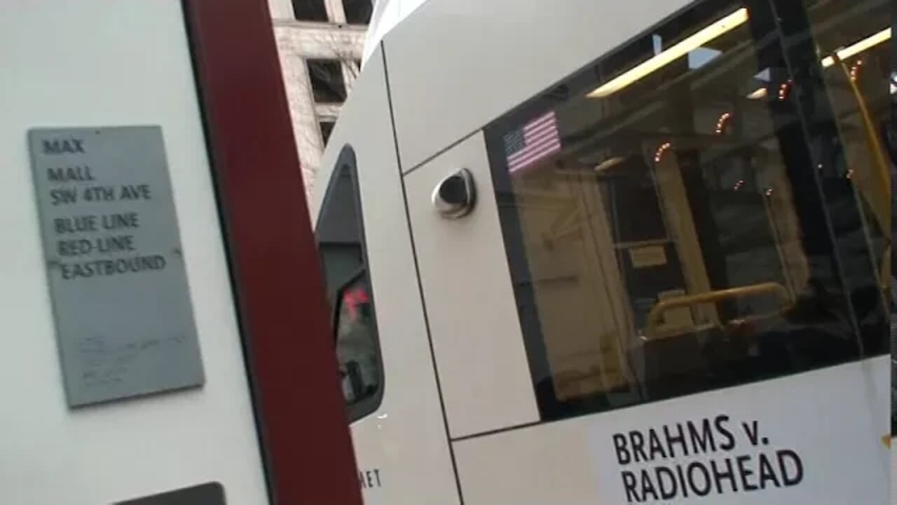 https://wlo.link/@SonOfHightower M2U00850 TRIMET STOCK VID