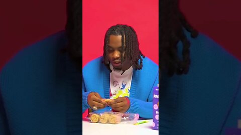 SMELL YOUR FOOD KIDS! 😂😂