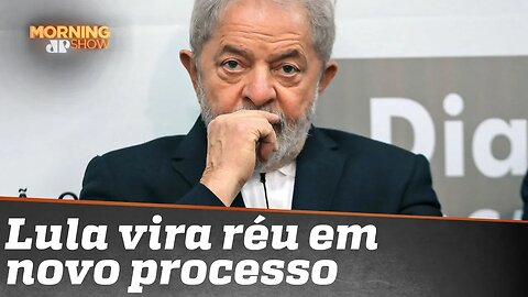 Lula lá. Lá no décimo processo penal