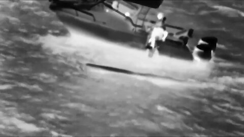 Aerial Video Shows Good Samaritans Pull Missing Teen From Water Off Hawaii