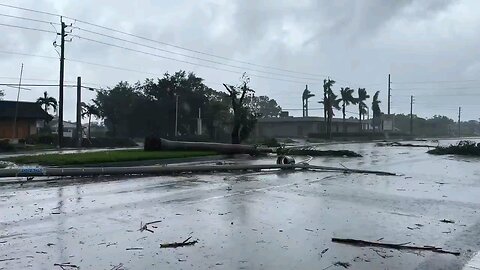 Tornado damage in Florida