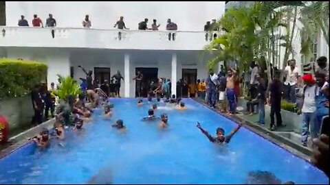 Sri Lankan Protesters Crash President's Swimming Pool