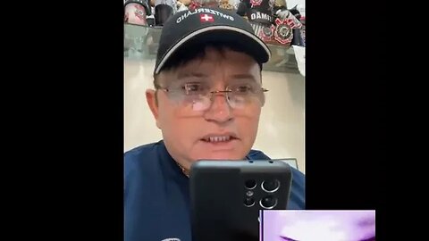Toda mãe é uma santa.
