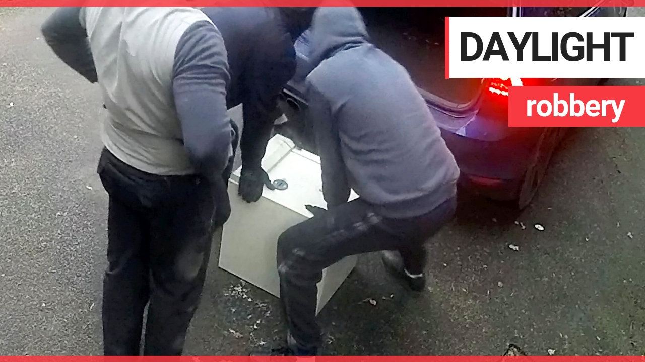 Burglars caught breaking into house before loading safe into the boot