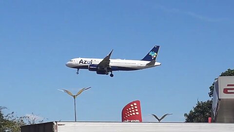 Airbus A320NEO PR-YRN na final antes de pousar em Manaus vindo de Boa Vista