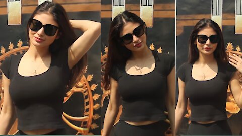 Mouni Roy Looking hot