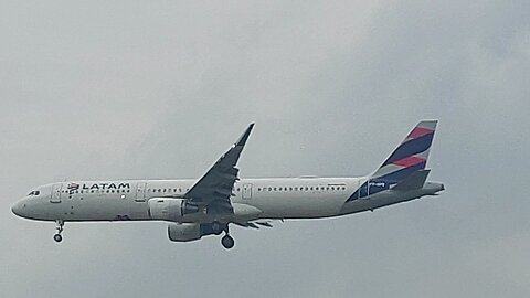 Airbus A321 PT-XPB coming from Brasília to Manaus