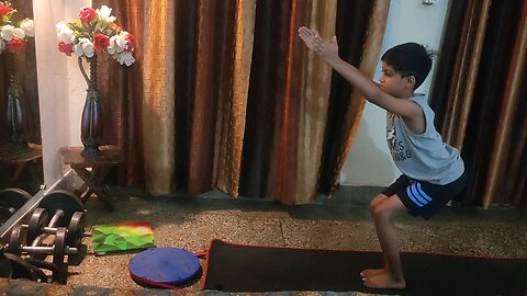 veerbhadrasana yoga pose