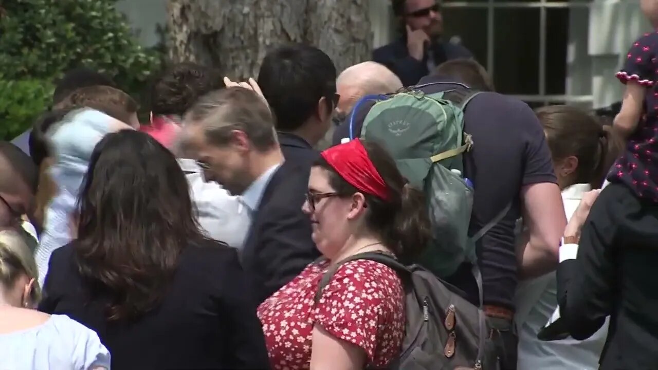 Joe Biden Invites Little Girl To "Hang With" Him In Oval Office, But She Promptly Refuses