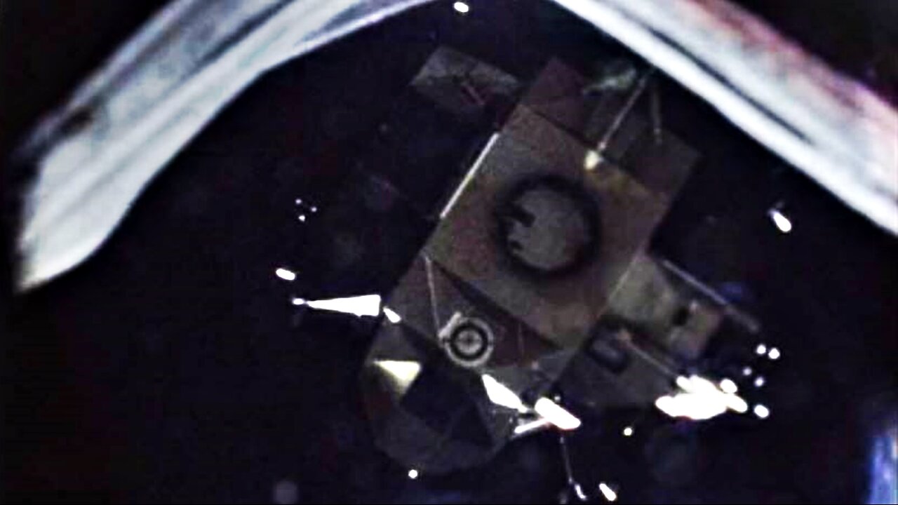 APOLLO 17: 16MM ONBOARD FILM (TRIANGLE UFO SEGMENT)