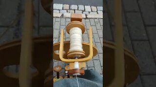Prepping skills: spinning wool #shorts