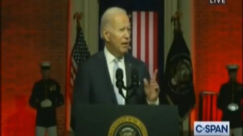 Patriot disrupts Joe Biden speech with a bullhorn