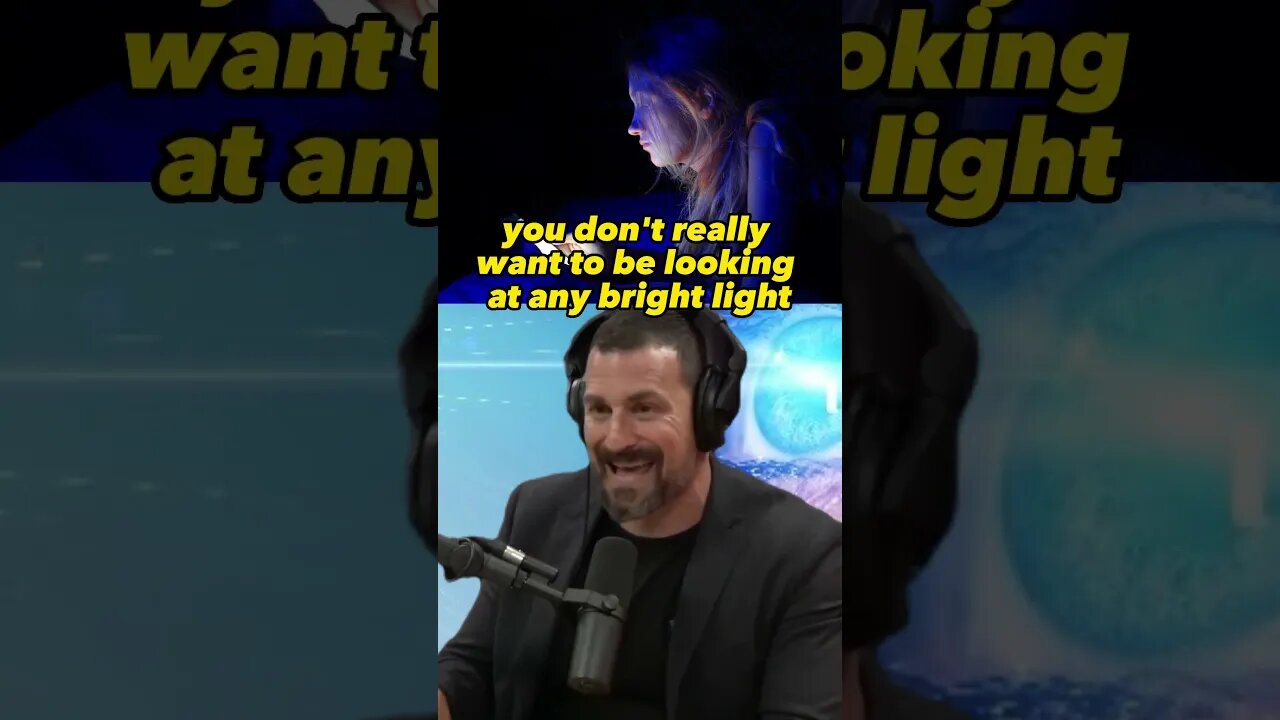 How Bright Light Affects Your Sleep: Insights from Andrew Huberman | Joe Rogan Experience #1513