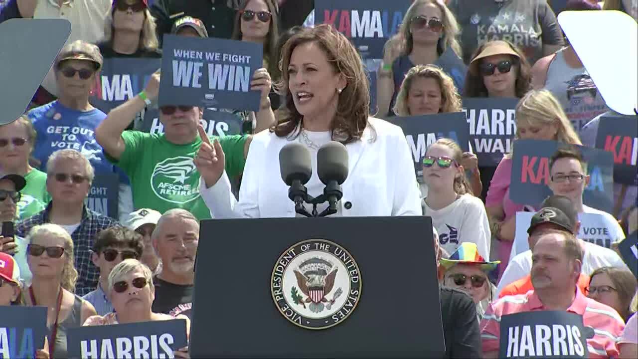 Bon Iver Concert With a Dash of Kamala