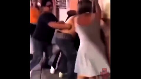 Arrest that man 😭😭 wtf he did that