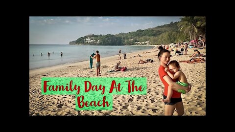 Family Day At The Beach | Making Sandcastle