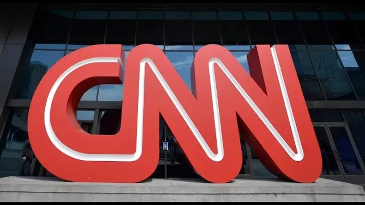 Директор CNN Крис Лихт уходит в отставку