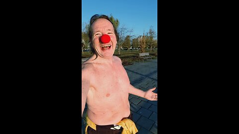 14k barefoot barechest 1°C small morning run!!! Love it ❤❤❤ Guy Consciousness Awakener 🙋✌Éveilleur