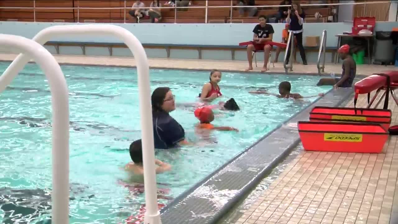 American Red Cross offers $5 swim classes for underserved Milwaukee communities