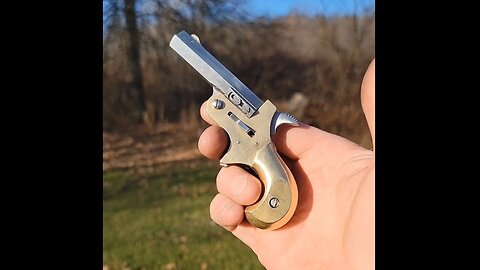 Shooting DIY Brass Derringer