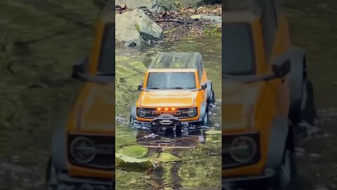Ford Bronco rc Water Crossing🔥traxxas TRX4 rc off road #shorts #offroad #rccar