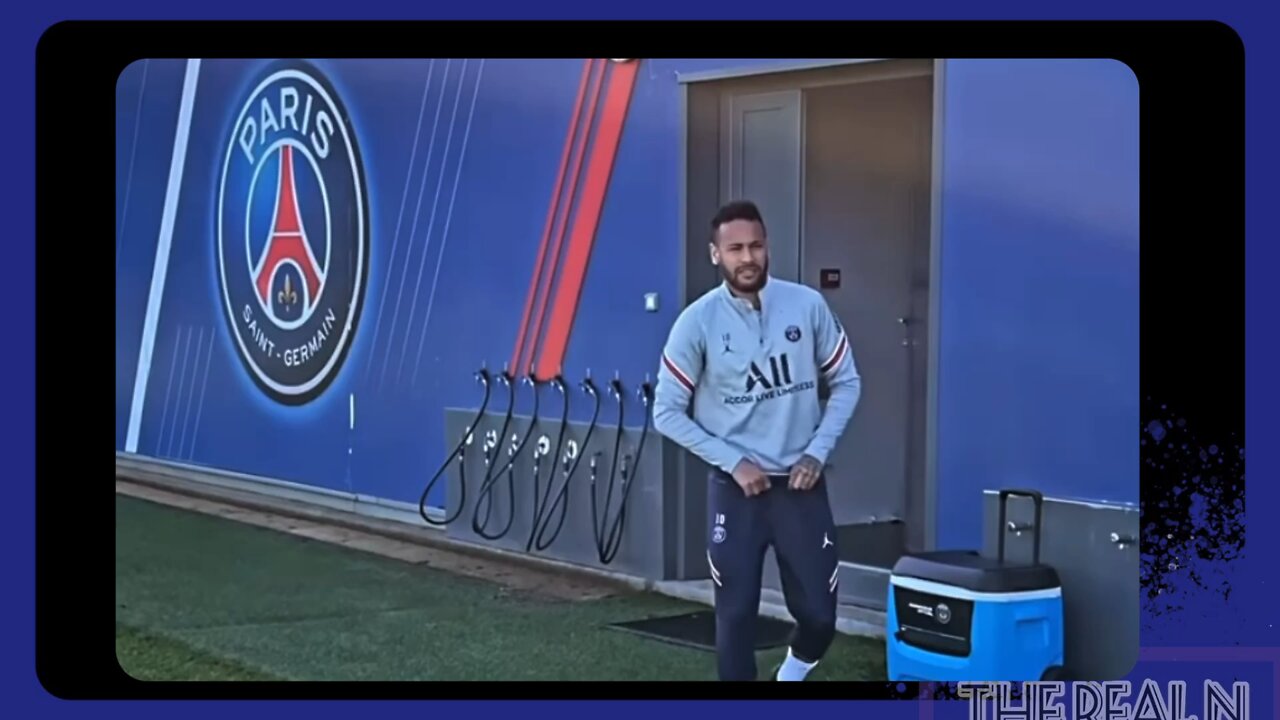 Paris Saint-Germain players getting ready for Classique against Marseille