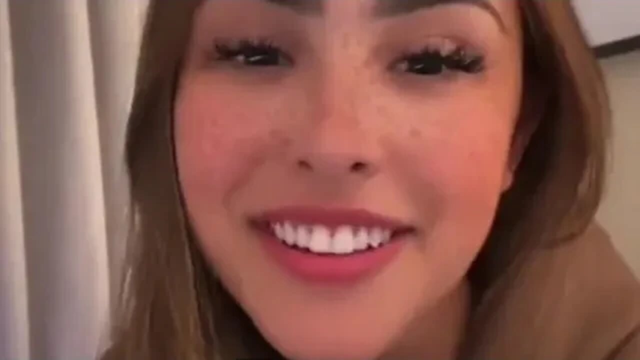 QUEM FOI A PRIMEIRA MENINA QUE FIQUEI????