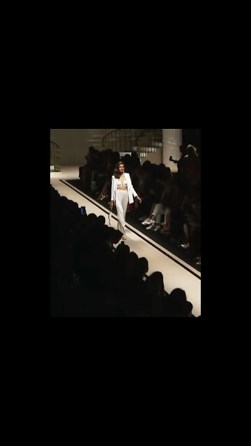 Elisabetta Franchi Spring/Summer 2017 Collection #FashionModel #Fashion #shorts | #FASHION #SHORT