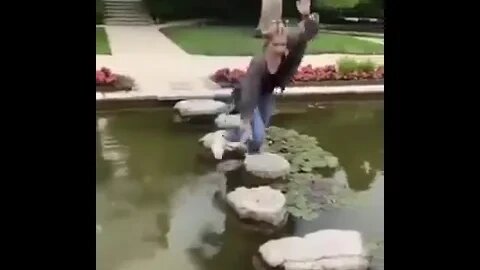 DARWIN AWARD