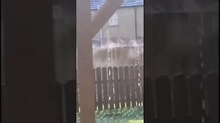 Steaming fence phenomenon