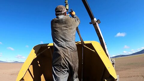 Cat Challenger sp115b fuel tank removal.